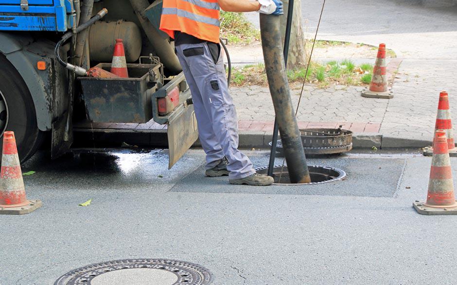 déboucher les wc avec une bouteille Rosny-sous-Bois